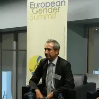 gs1 8283576517 o.jpg