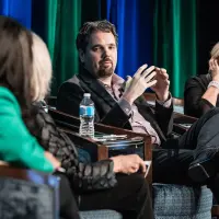 gs11 credit martin lipman 0461 37880541574 o.jpg