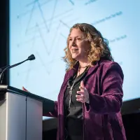 gs11 credit martin lipman 0498 37709728535 o.jpg