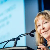 gs11 credit martin lipman 0154 38540569236 o.jpg