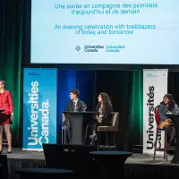 gs11 credit martin lipman 0544 38564970762 o.jpg