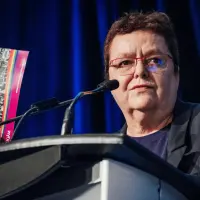 gs11 credit martin lipman 0216 37709710645 o.jpg