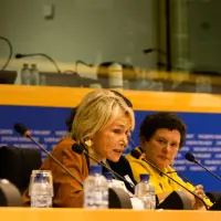 gs2 14633320783 o.jpg