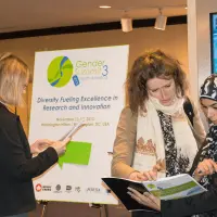 gs3 14612006095 o.jpg