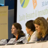 gs4 14424948337 o.jpg