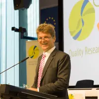 gs4 14424773170 o.jpg