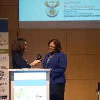 gs5 17569196191 o.jpg